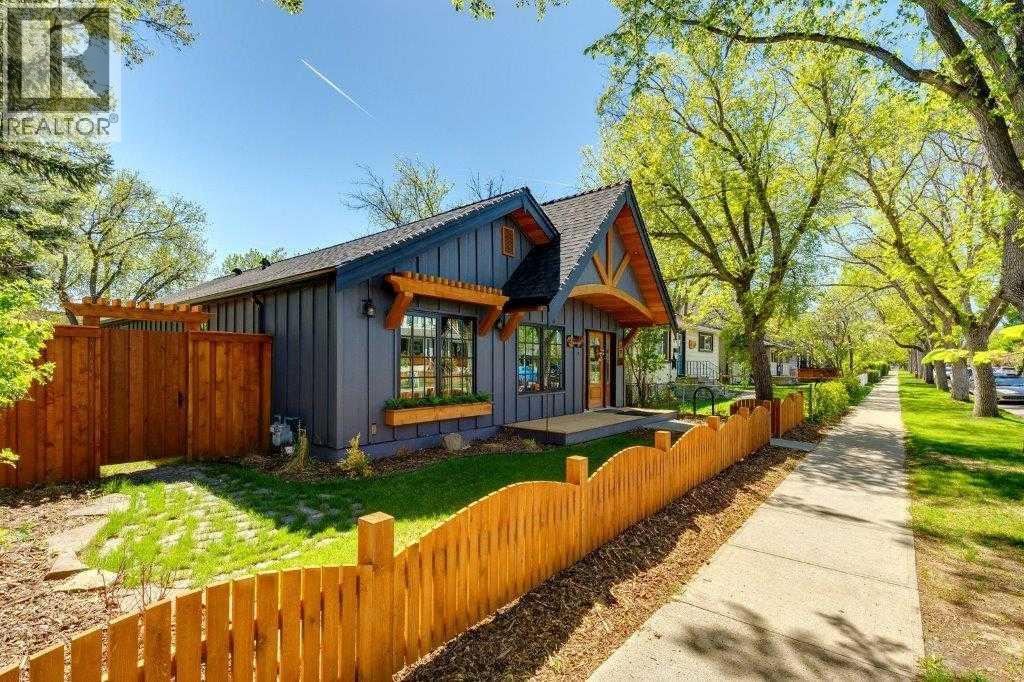 Photo 37 of 61 Elma Street W, Okotoks AB