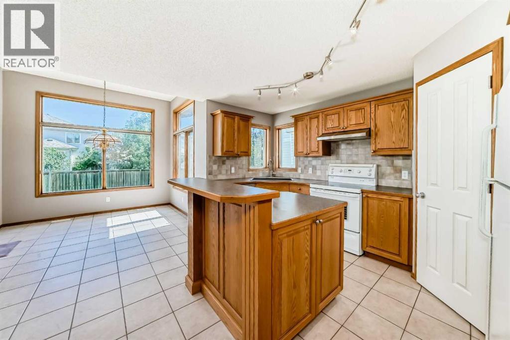 Photo 22 of 19 Westpoint Court Sw, Calgary AB