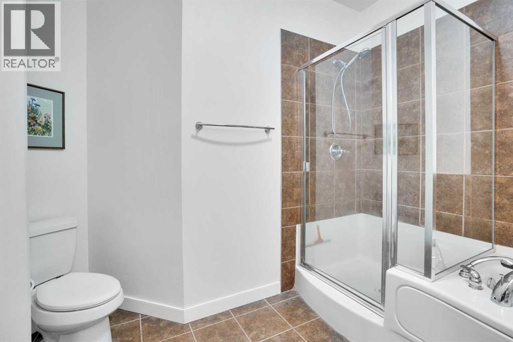 Photo 25 of 323 20 Discovery Ridge Close Sw, Calgary AB