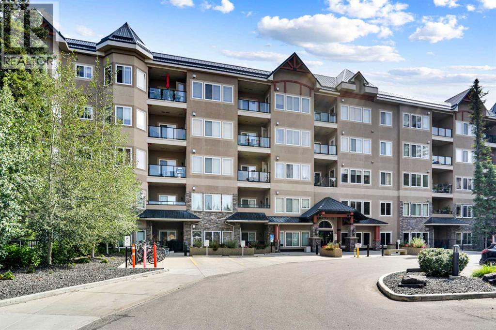 Photo 1 of 323 20 Discovery Ridge Close Sw, Calgary AB