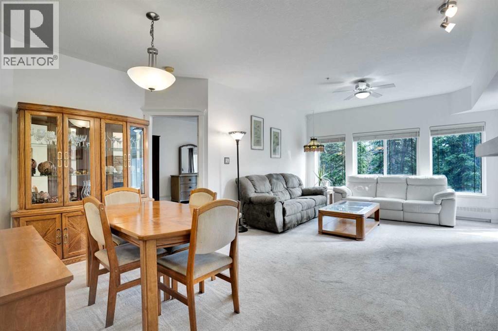 Photo 13 of 323 20 Discovery Ridge Close Sw, Calgary AB