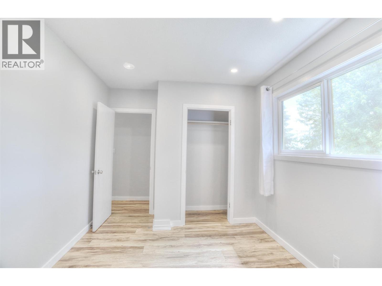  803 Patterson Avenue, Kelowna