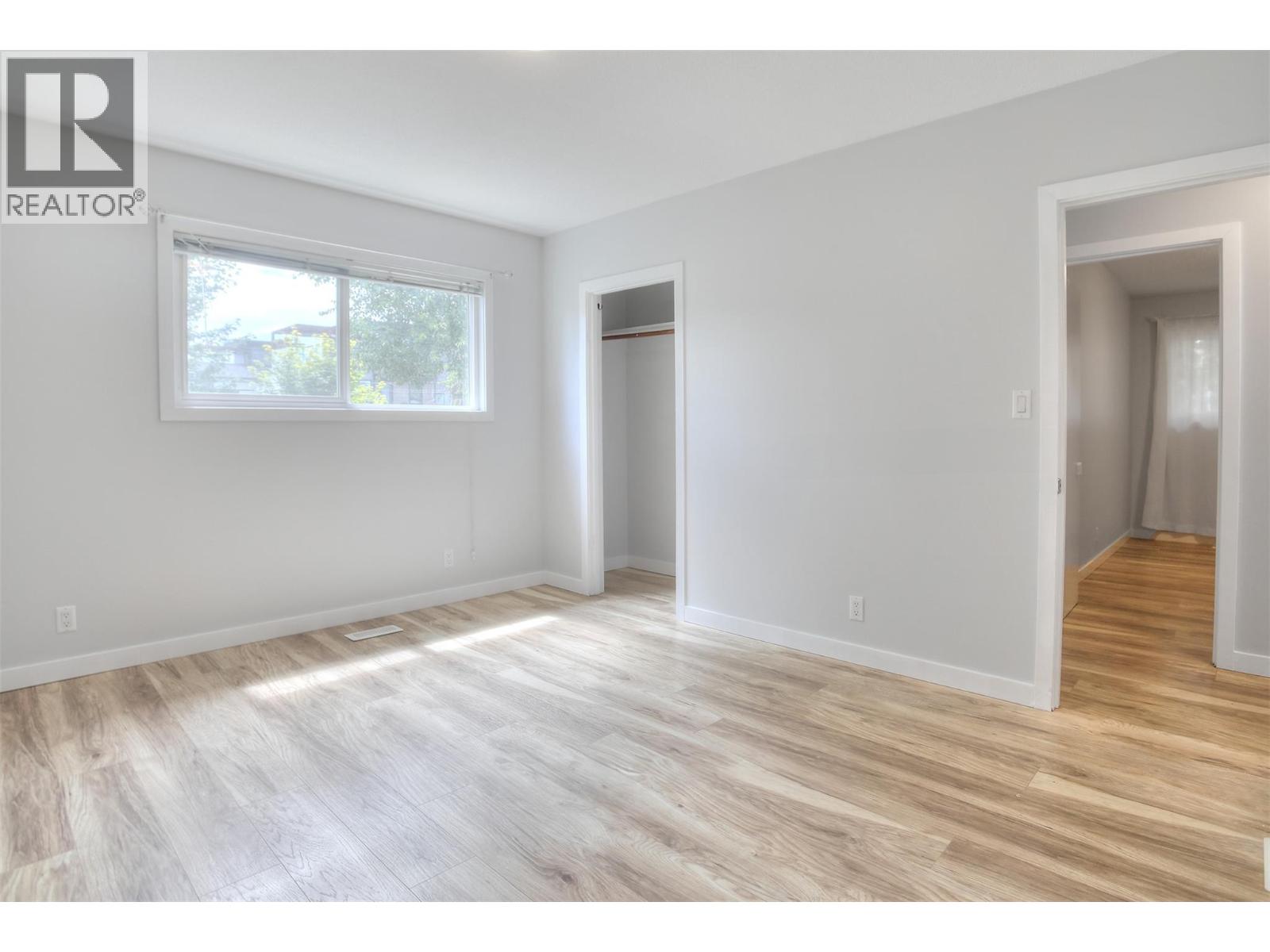  803 Patterson Avenue, Kelowna