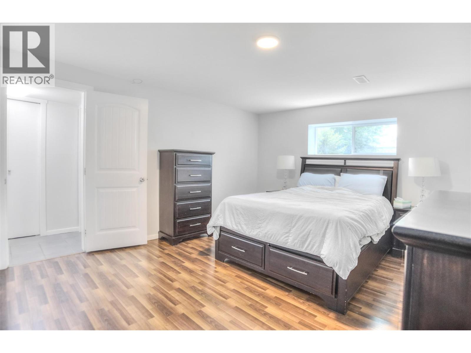  803 Patterson Avenue, Kelowna