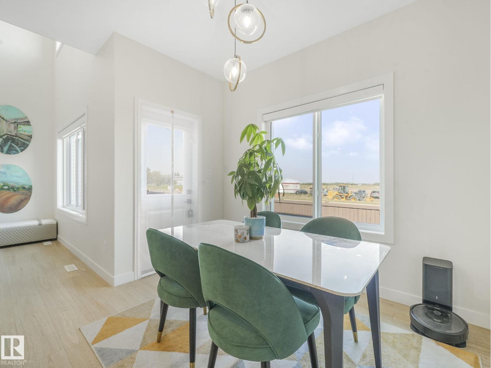 Photo 16 of 3063 200 St Nw, Edmonton AB