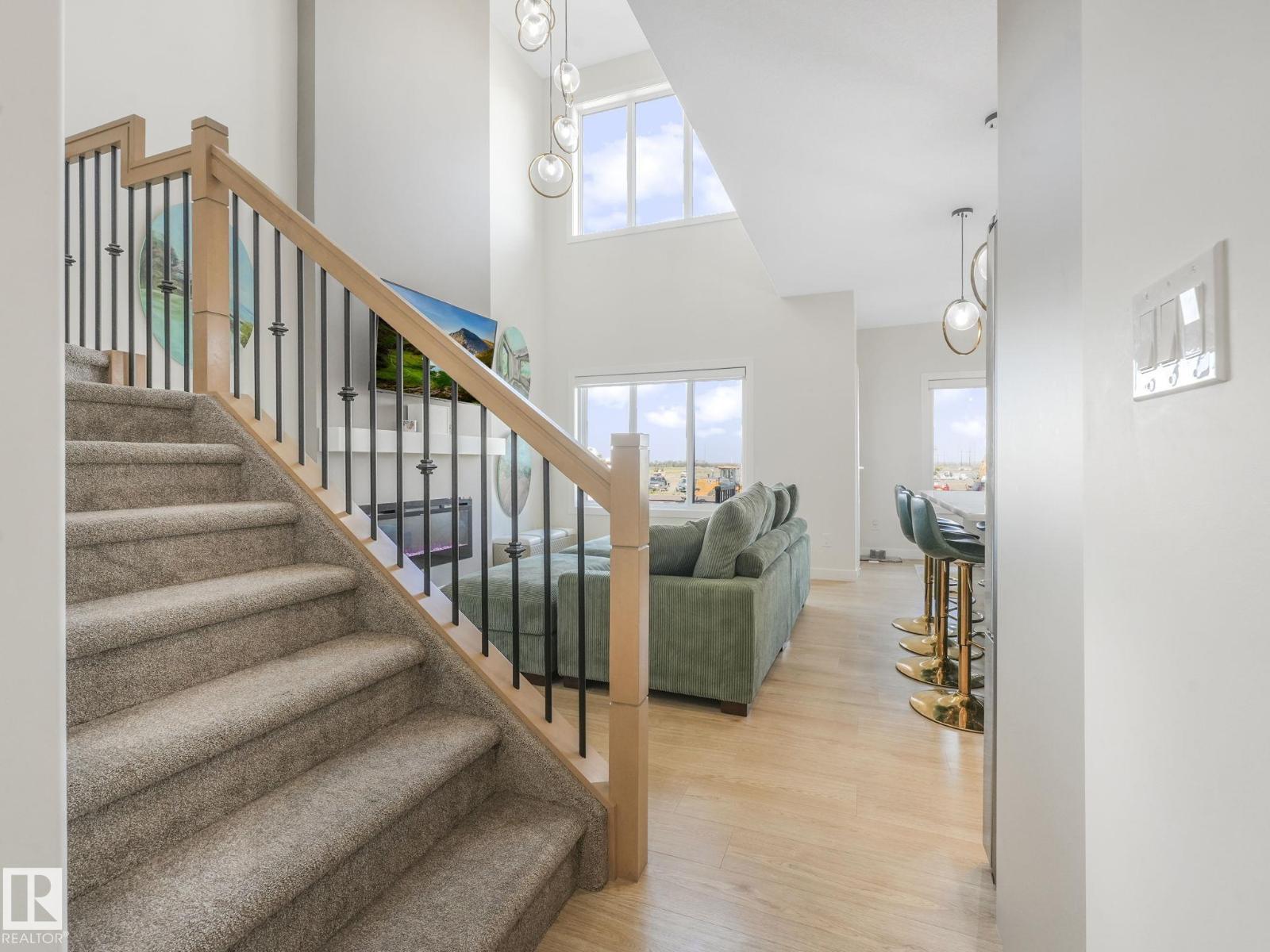 Photo 6 of 3063 200 St Nw, Edmonton AB