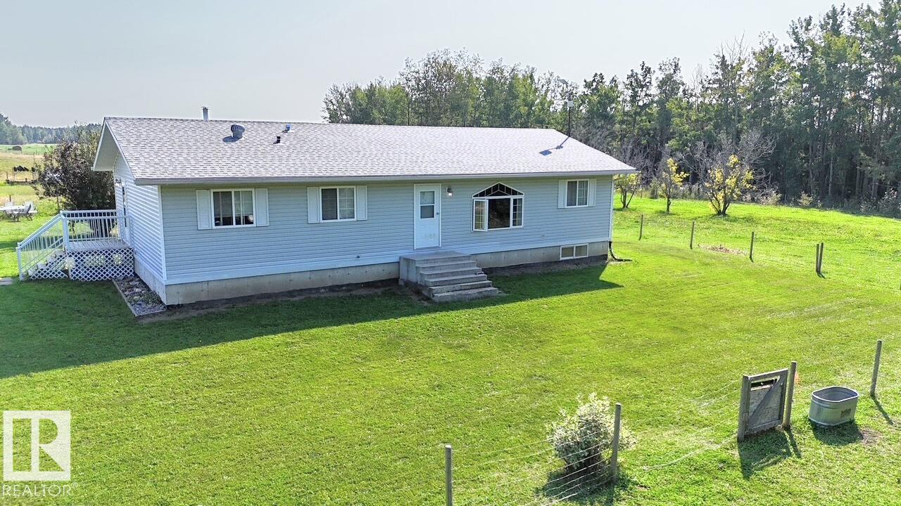 Photo 2 of 51015 Rr 70, Rural Parkland County AB