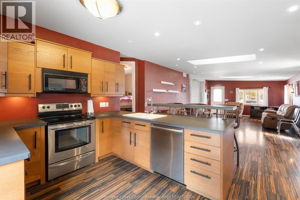 Photo 14 of 66 Parkside Boulevard, Essex ON