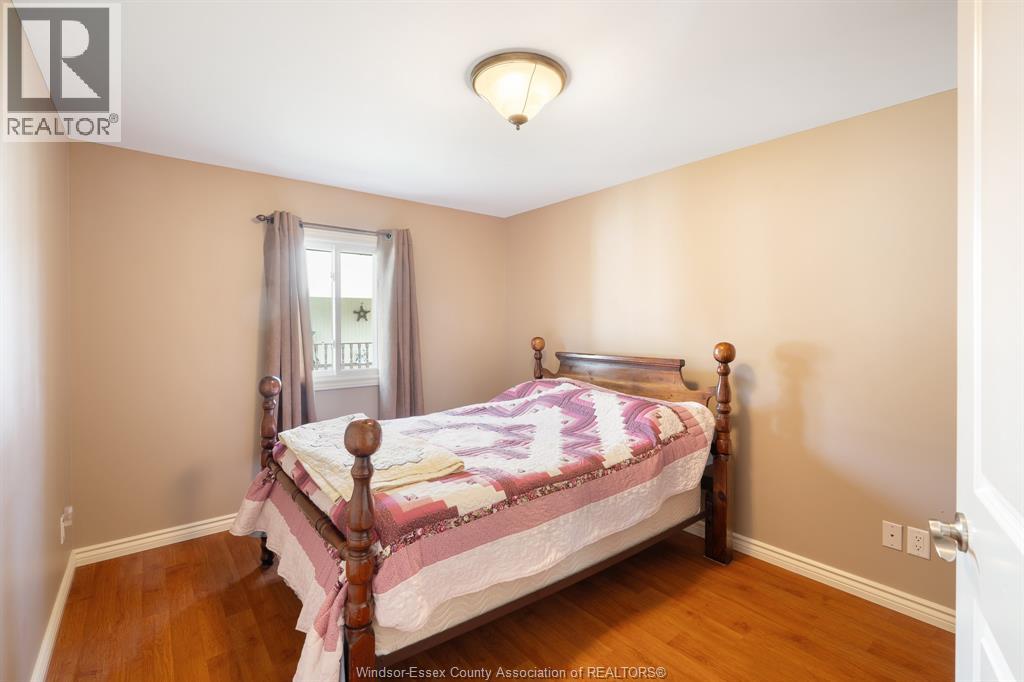 Photo 20 of 66 Parkside Boulevard, Essex ON