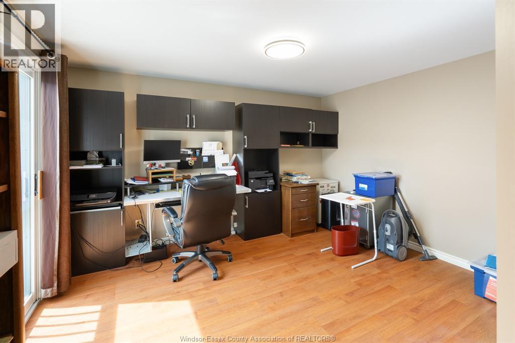 Photo 25 of 66 Parkside Boulevard, Essex ON