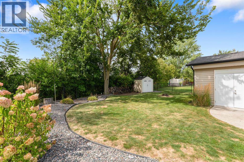 Photo 30 of 66 Parkside Boulevard, Essex ON
