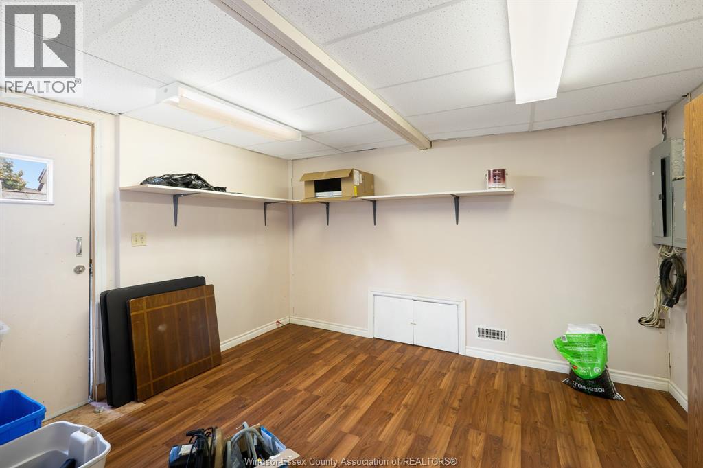 Photo 32 of 66 Parkside Boulevard, Essex ON
