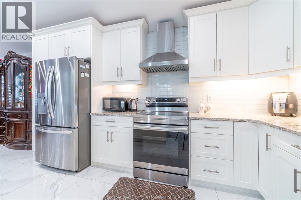 Photo 16 of 44 Peachtree Lane, Chatham ON