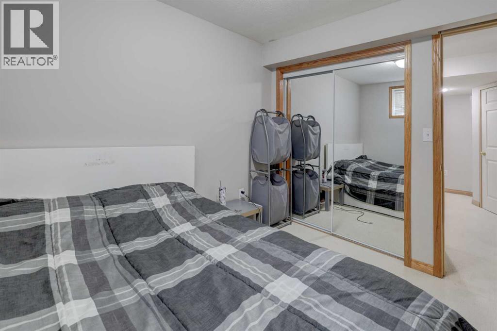 Photo 30 of 148 Stonegate Crescent Nw, Airdrie AB