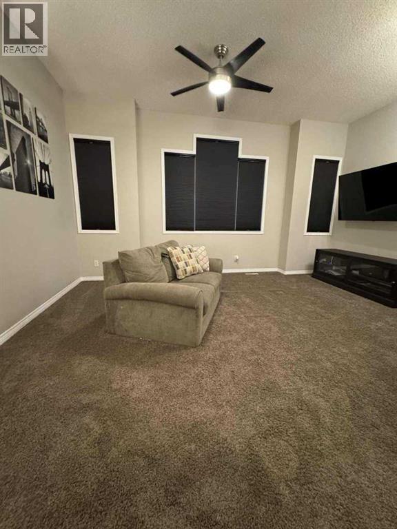 Photo 25 of 148 Stonegate Crescent Nw, Airdrie AB