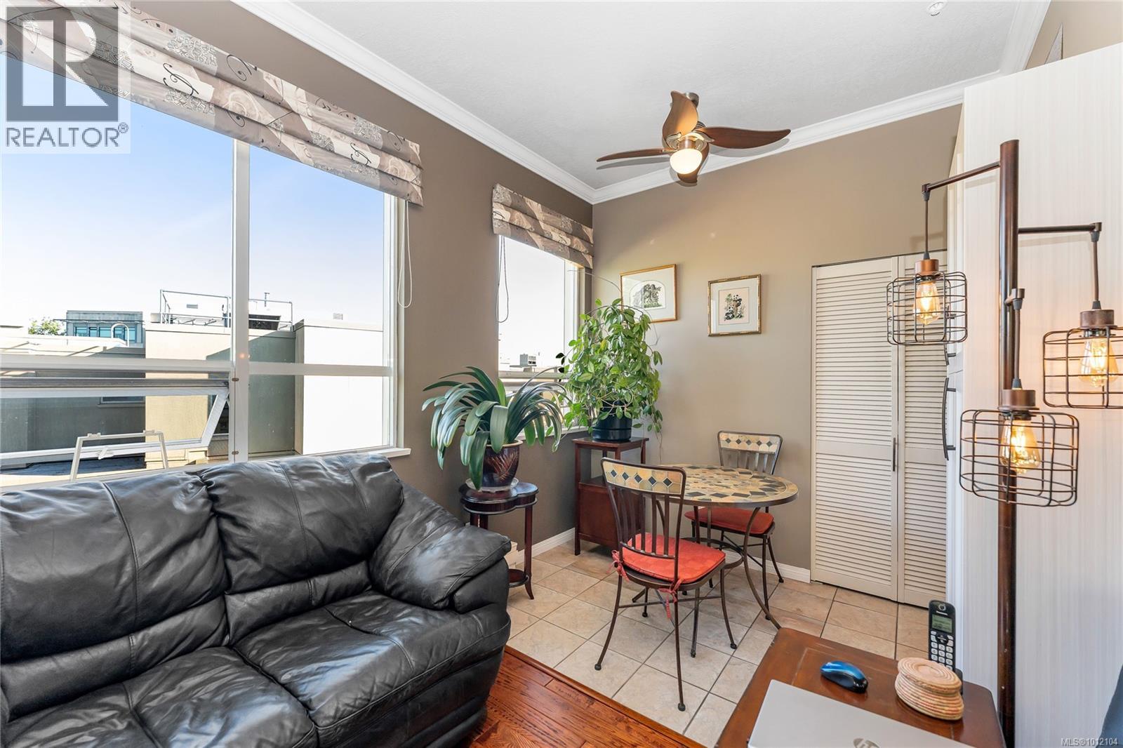 Photo 12 of 404 380 Waterfront Cres, Victoria BC