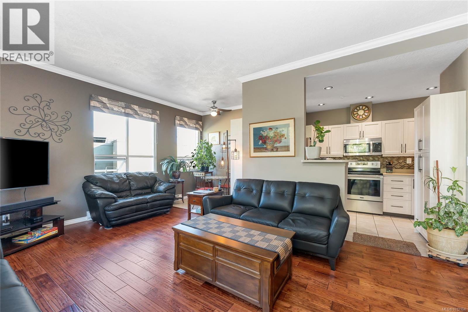 Photo 9 of 404 380 Waterfront Cres, Victoria BC