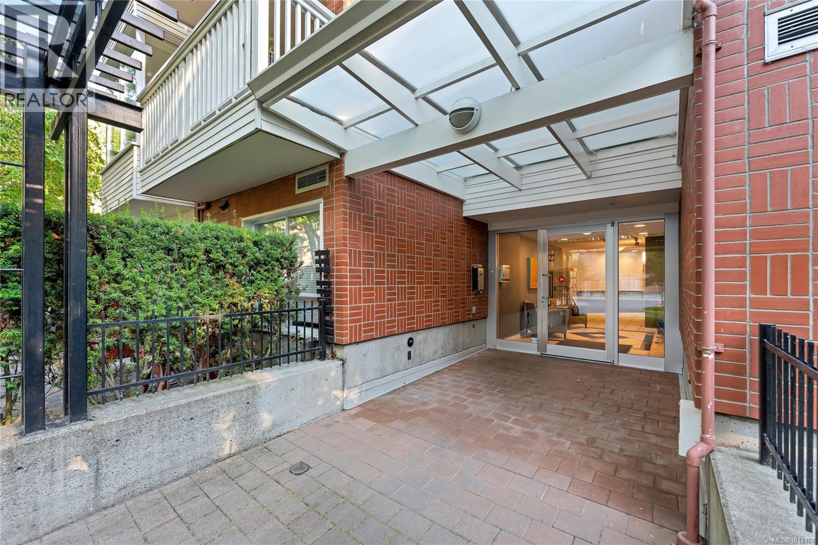 Photo 5 of 404 380 Waterfront Cres, Victoria BC