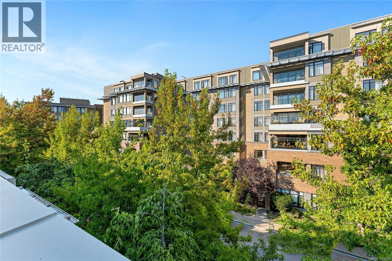Photo 31 of 404 380 Waterfront Cres, Victoria BC