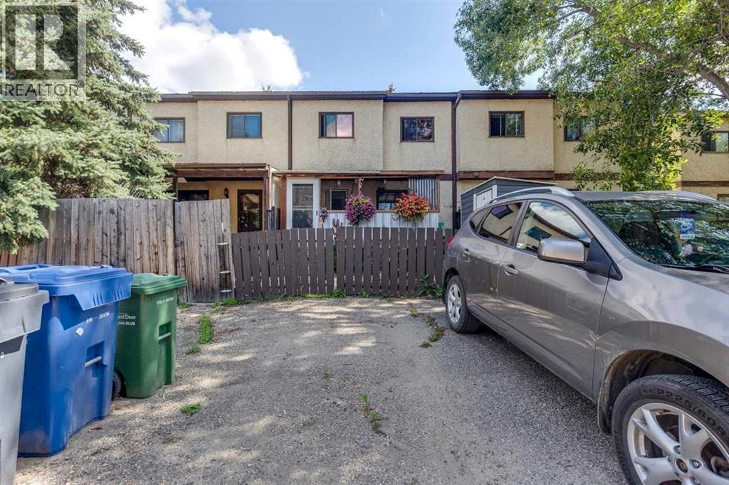 Photo 23 of 176 Metcalf Avenue, Red Deer AB