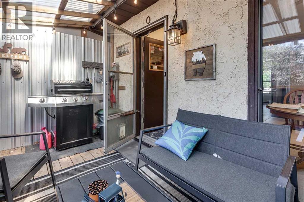 Photo 21 of 176 Metcalf Avenue, Red Deer AB