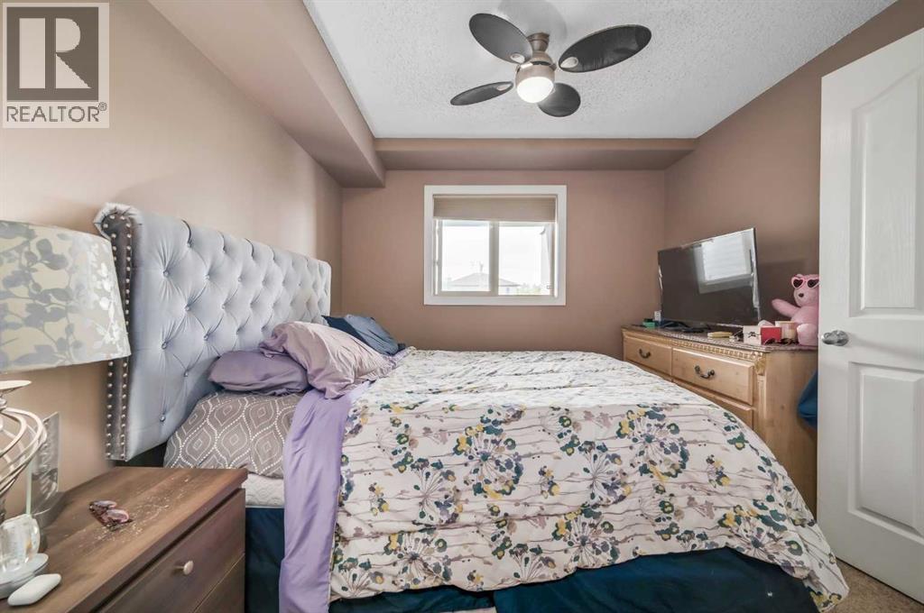 Photo 11 of 4317 403 Mackenzie Way Sw, Airdrie AB
