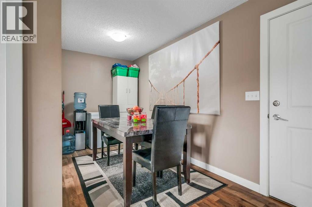 Photo 5 of 4317 403 Mackenzie Way Sw, Airdrie AB