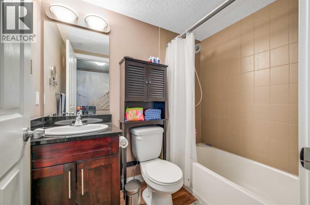 Photo 14 of 4317 403 Mackenzie Way Sw, Airdrie AB