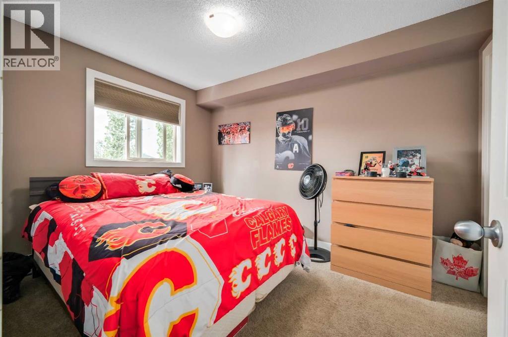 Photo 9 of 4317 403 Mackenzie Way Sw, Airdrie AB