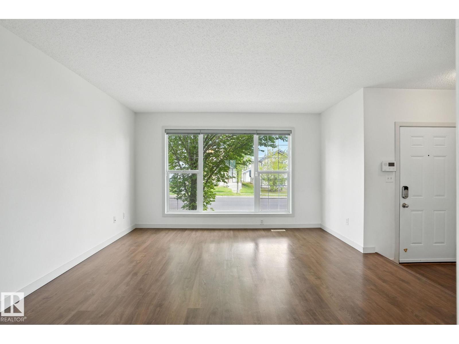 Photo 5 of 163 Brintnell Bv Nw, Edmonton AB