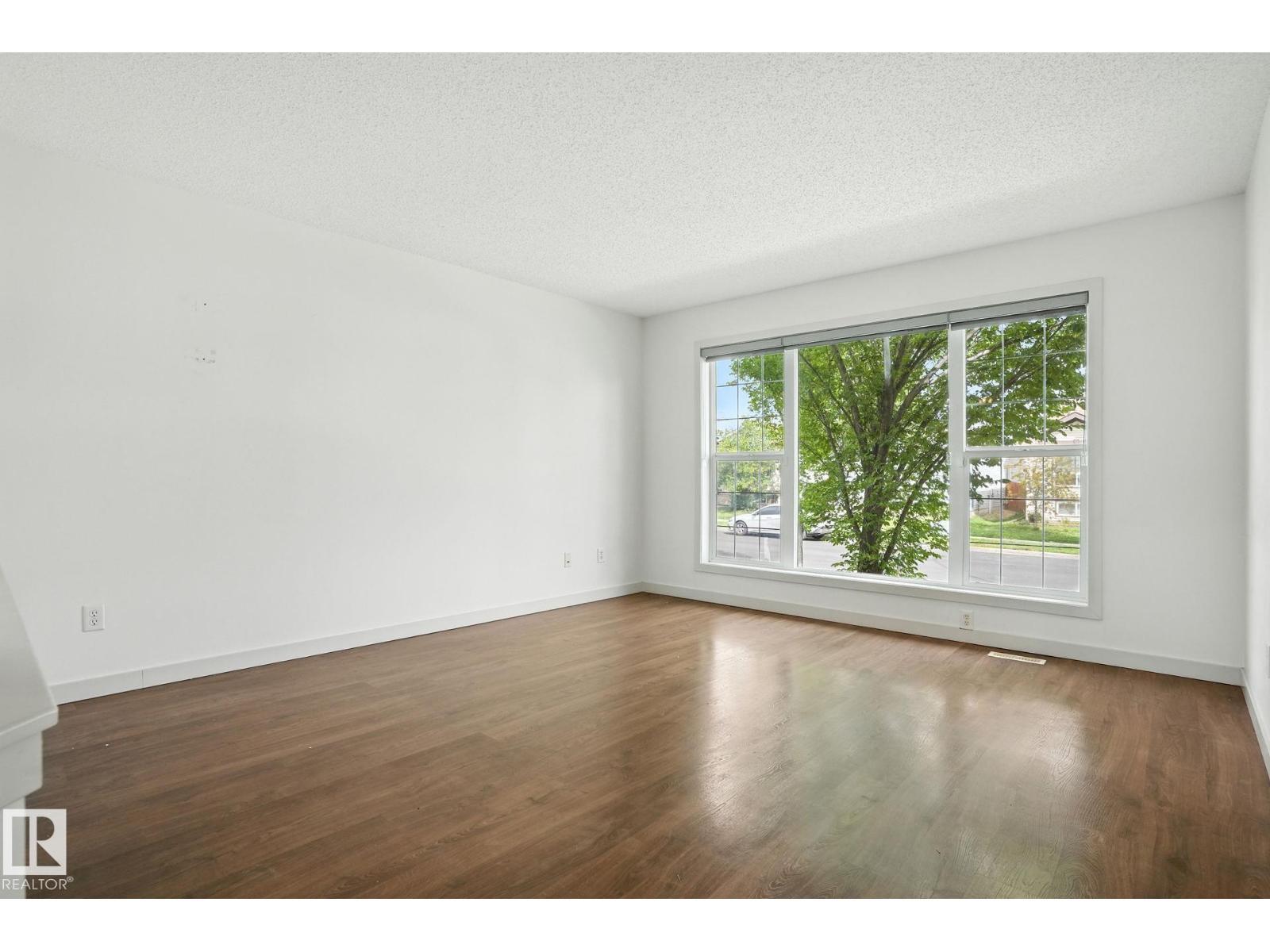 Photo 6 of 163 Brintnell Bv Nw, Edmonton AB