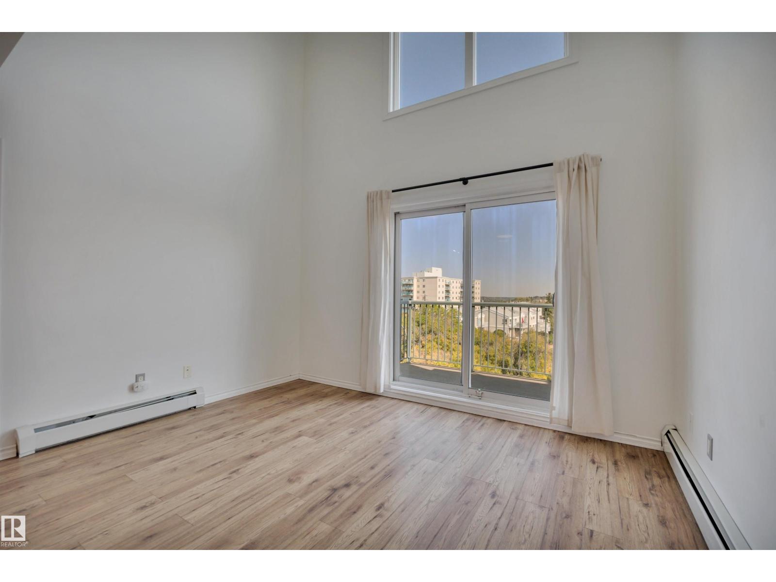 Photo 12 of 408 10118 95 St Nw, Edmonton AB