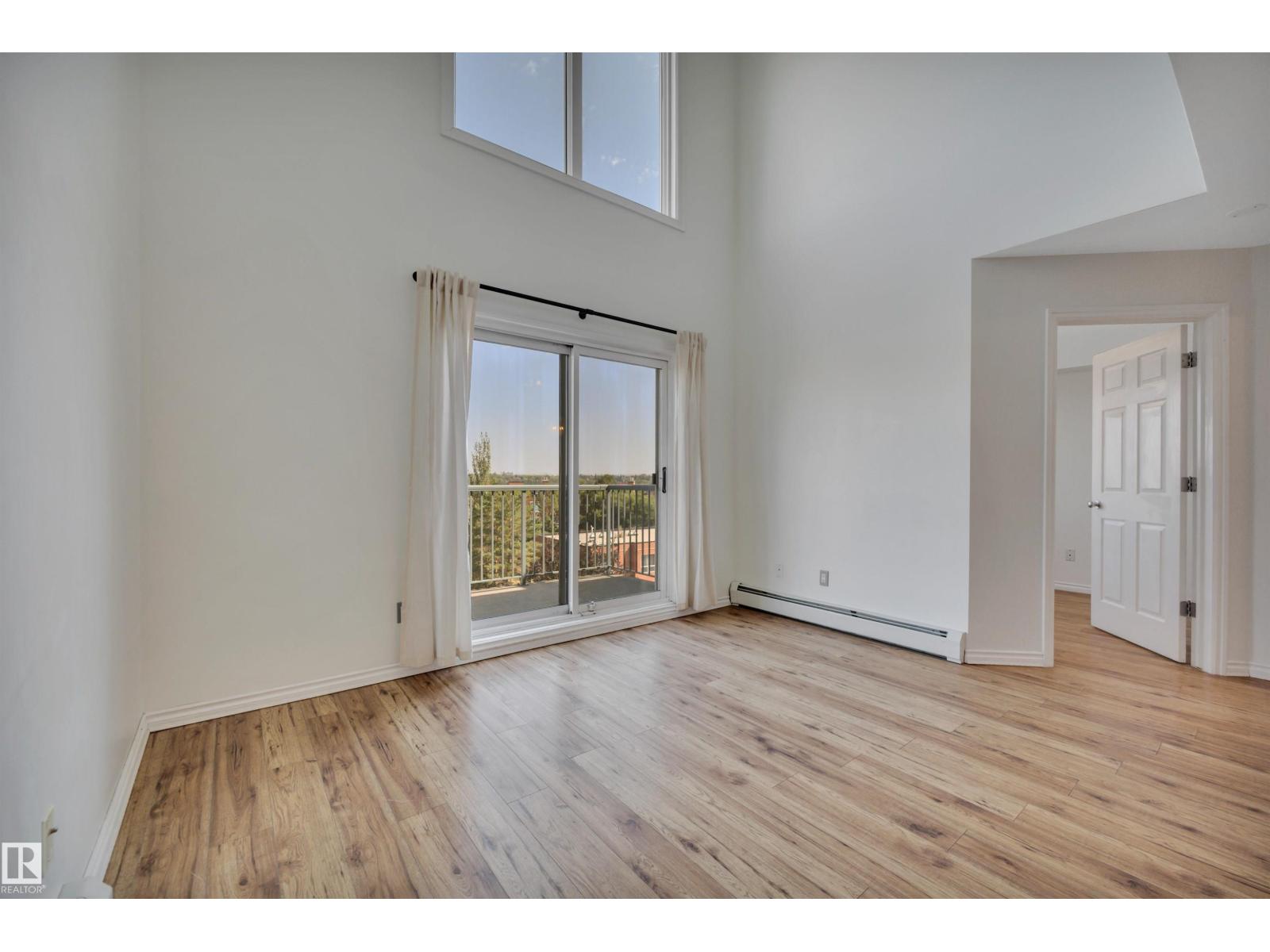 Photo 14 of 408 10118 95 St Nw, Edmonton AB