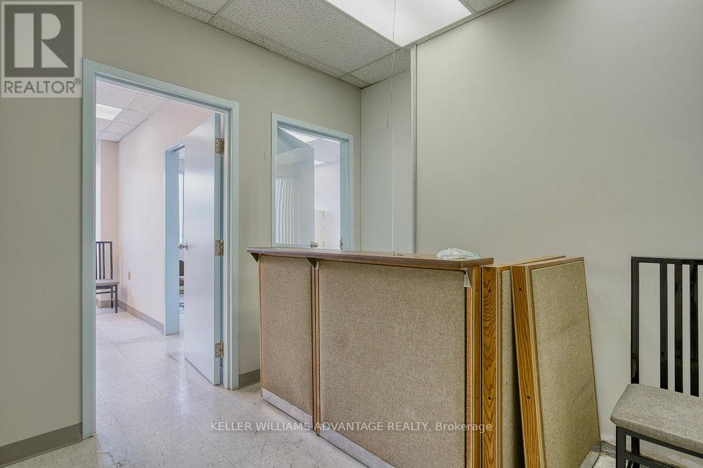 Photo 10 of 207 302 Spadina Avenue, Toronto ON