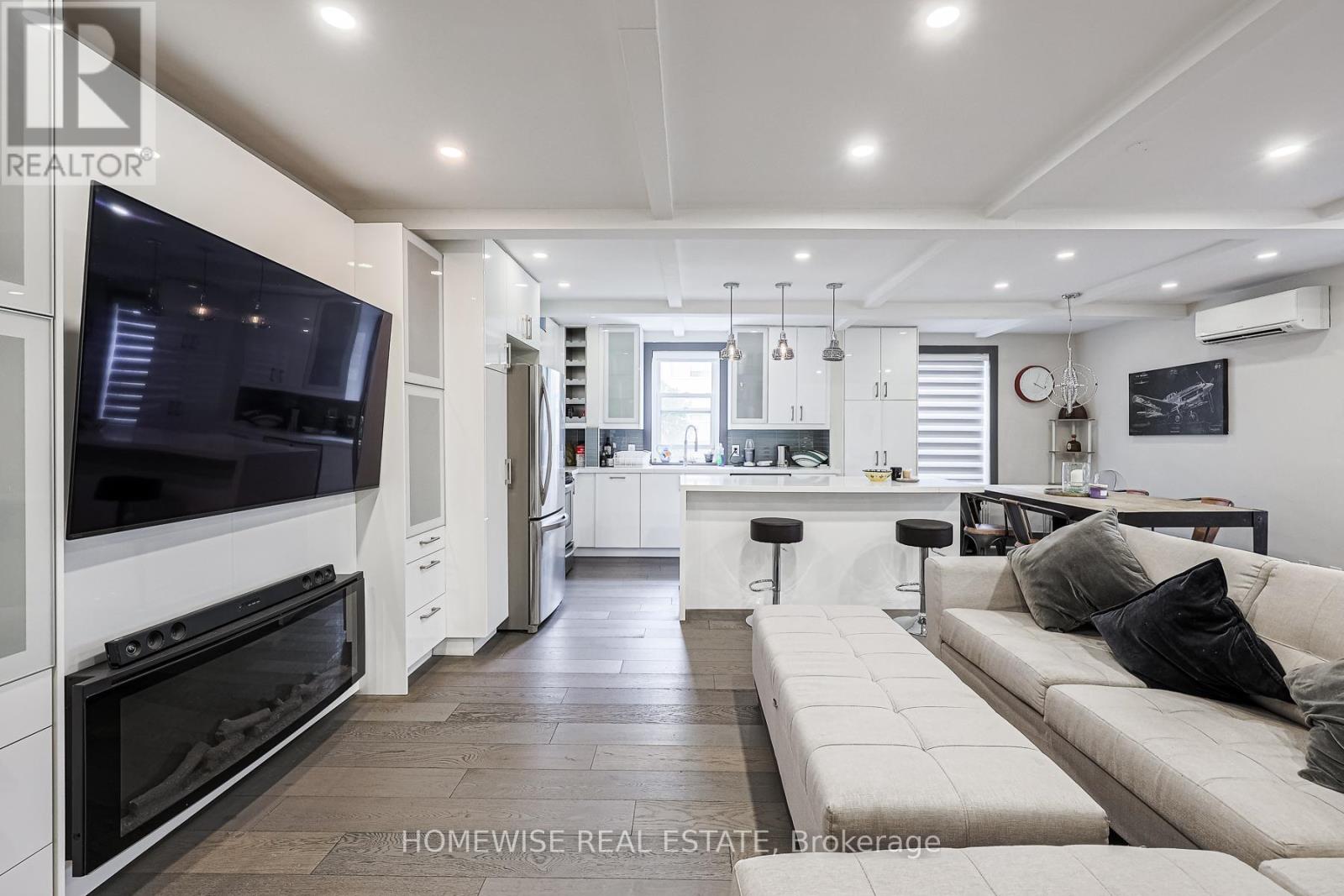 Photo 11 of 308 2603 Bathurst Street, Toronto ON