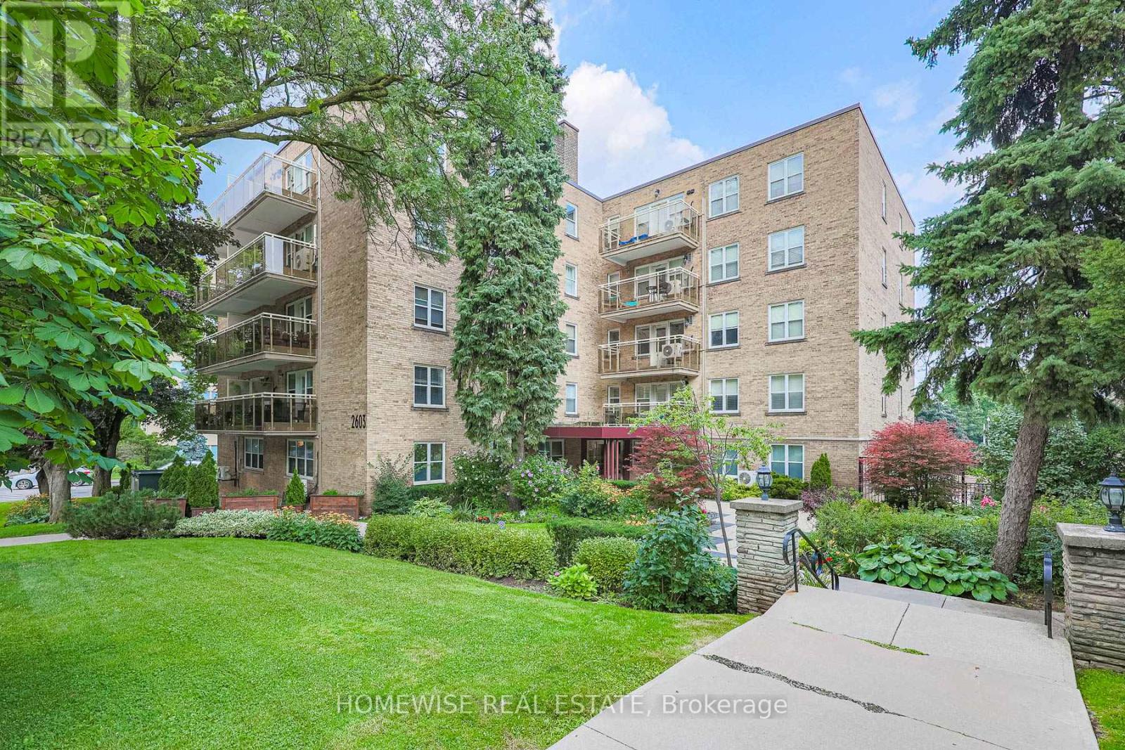 Photo 24 of 308 2603 Bathurst Street, Toronto ON