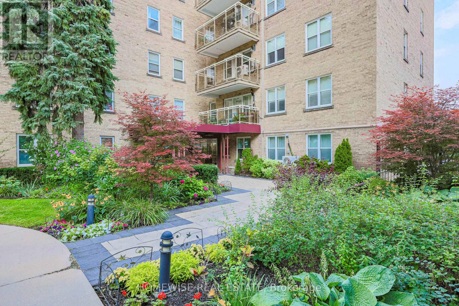 Photo 25 of 308 2603 Bathurst Street, Toronto ON