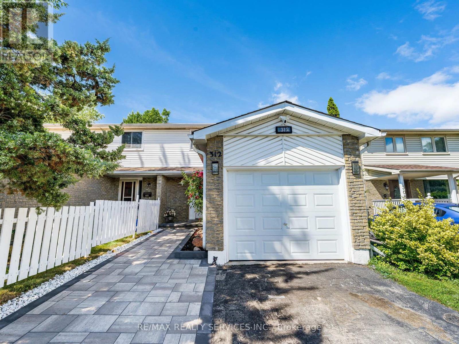 Photo 2 of 312 Killarney Court, Oshawa ON