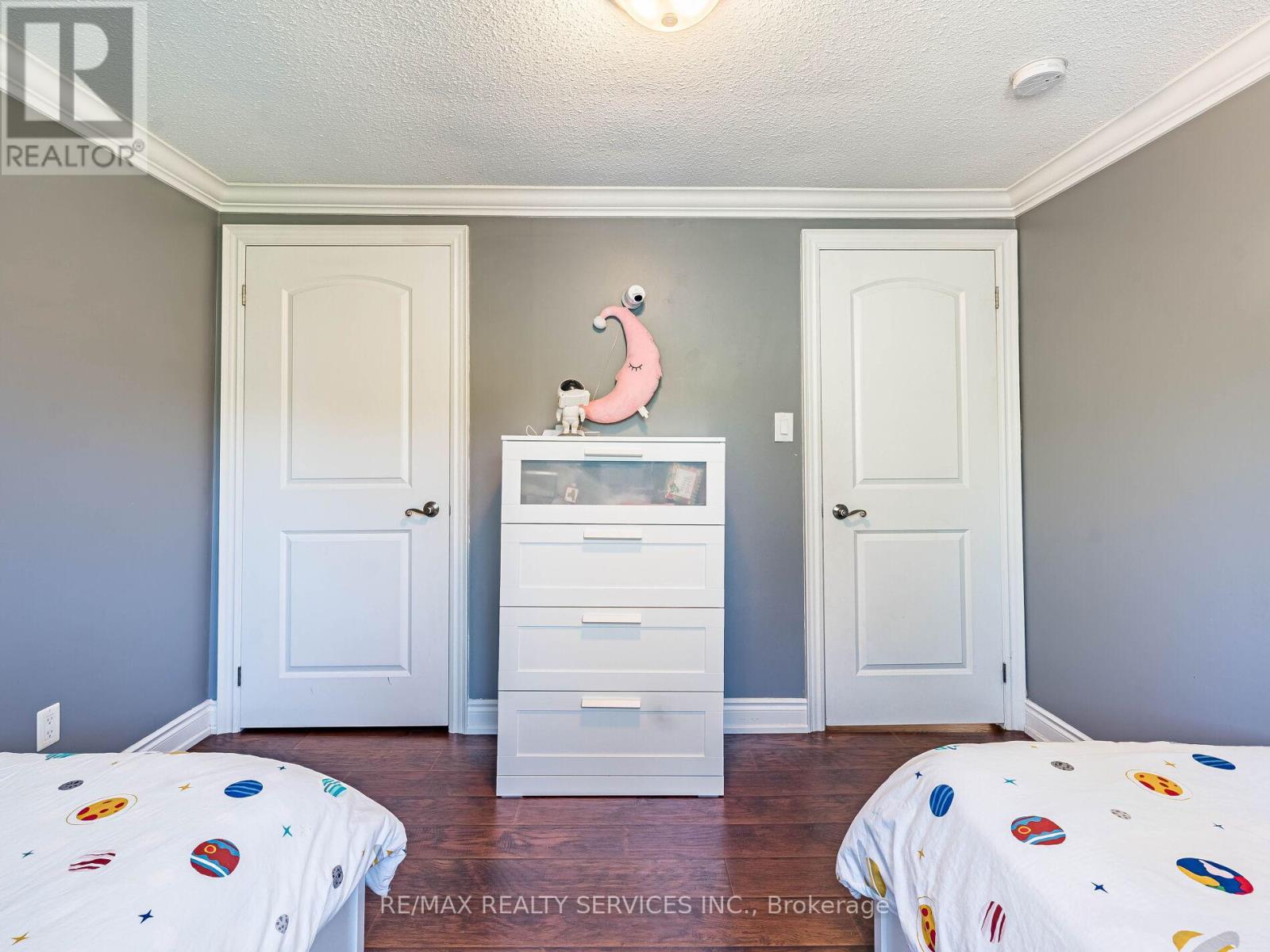 Photo 34 of 312 Killarney Court, Oshawa ON