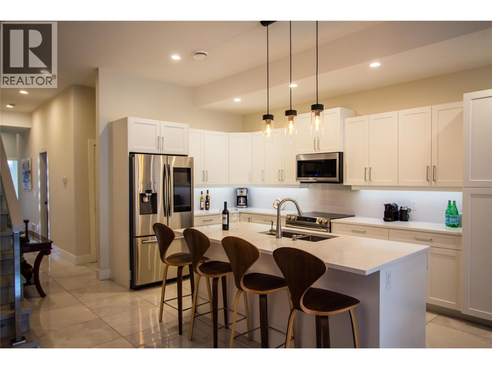 Photo 11 of 1286 Ethel Street, Kelowna BC