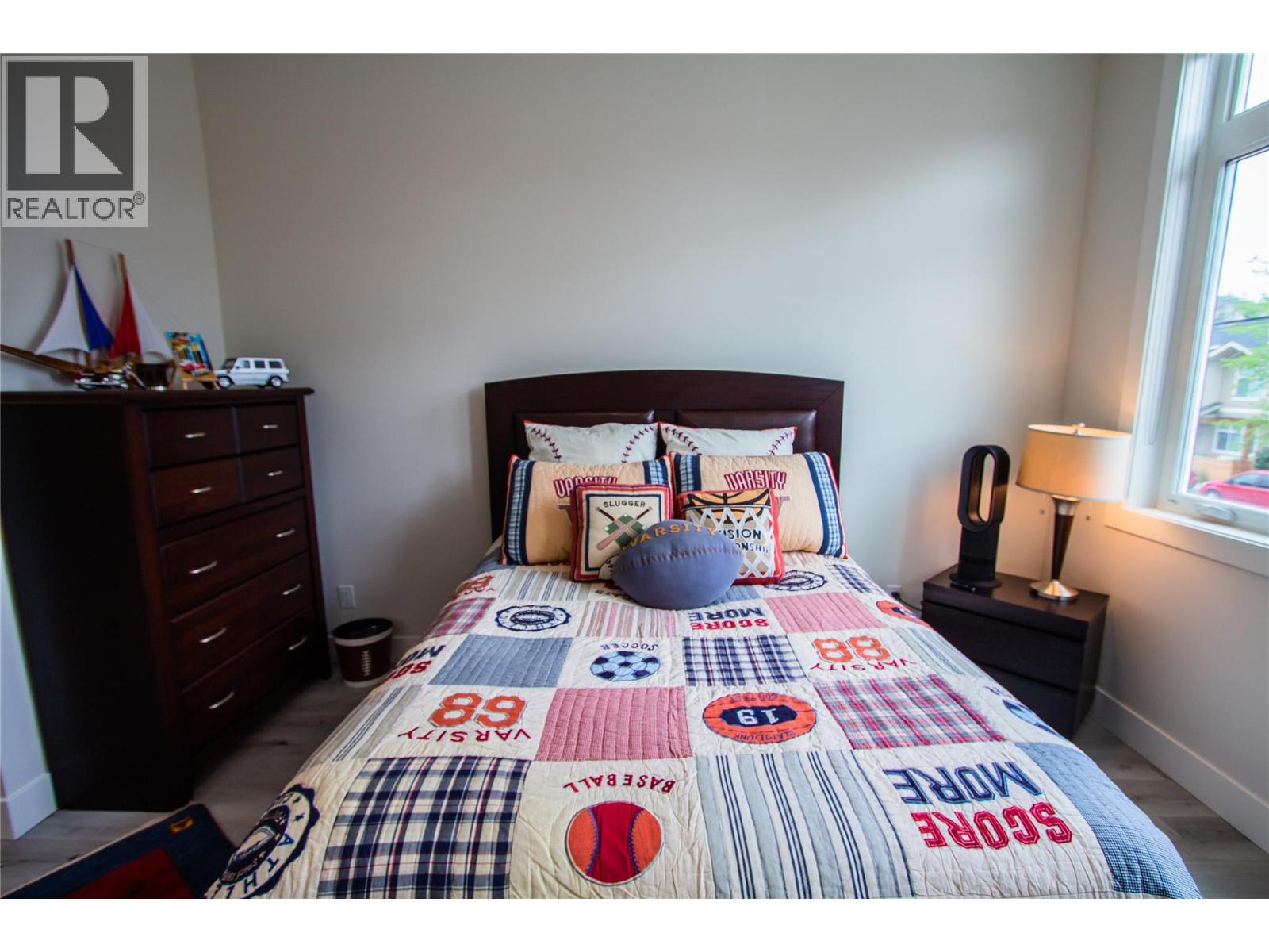 Photo 38 of 1286 Ethel Street, Kelowna BC