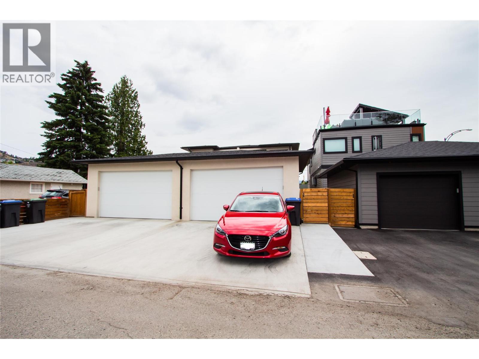 Photo 39 of 1286 Ethel Street, Kelowna BC