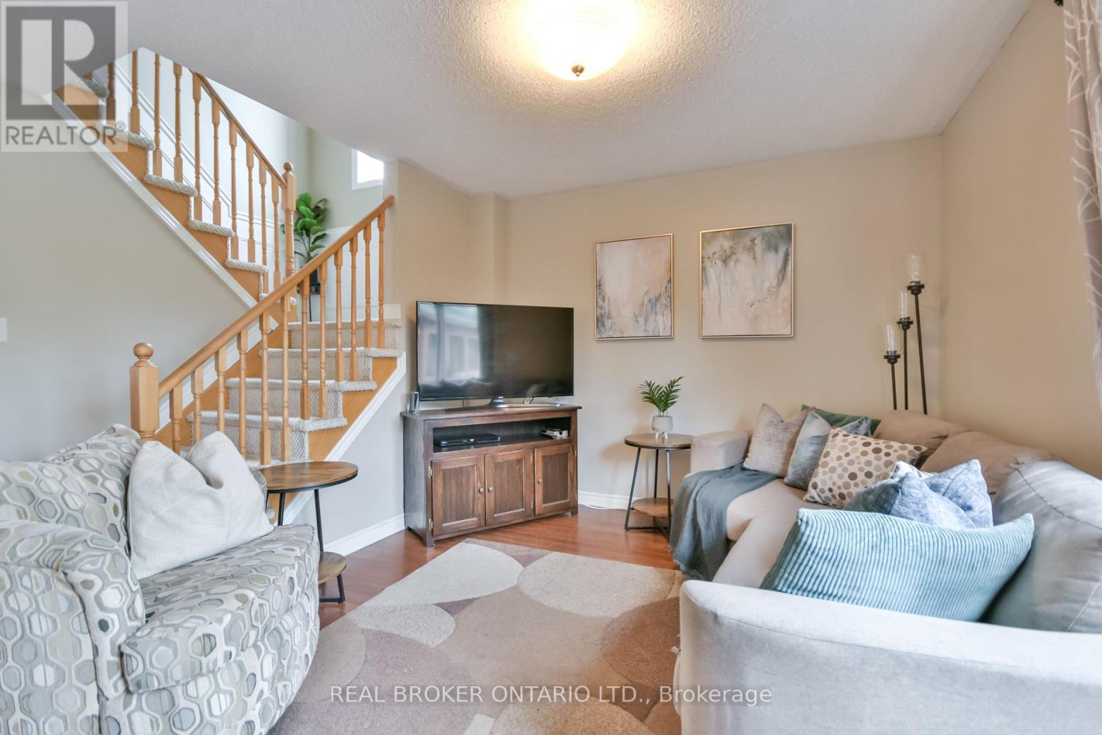Photo 29 of 210 Pringle Drive, Barrie ON