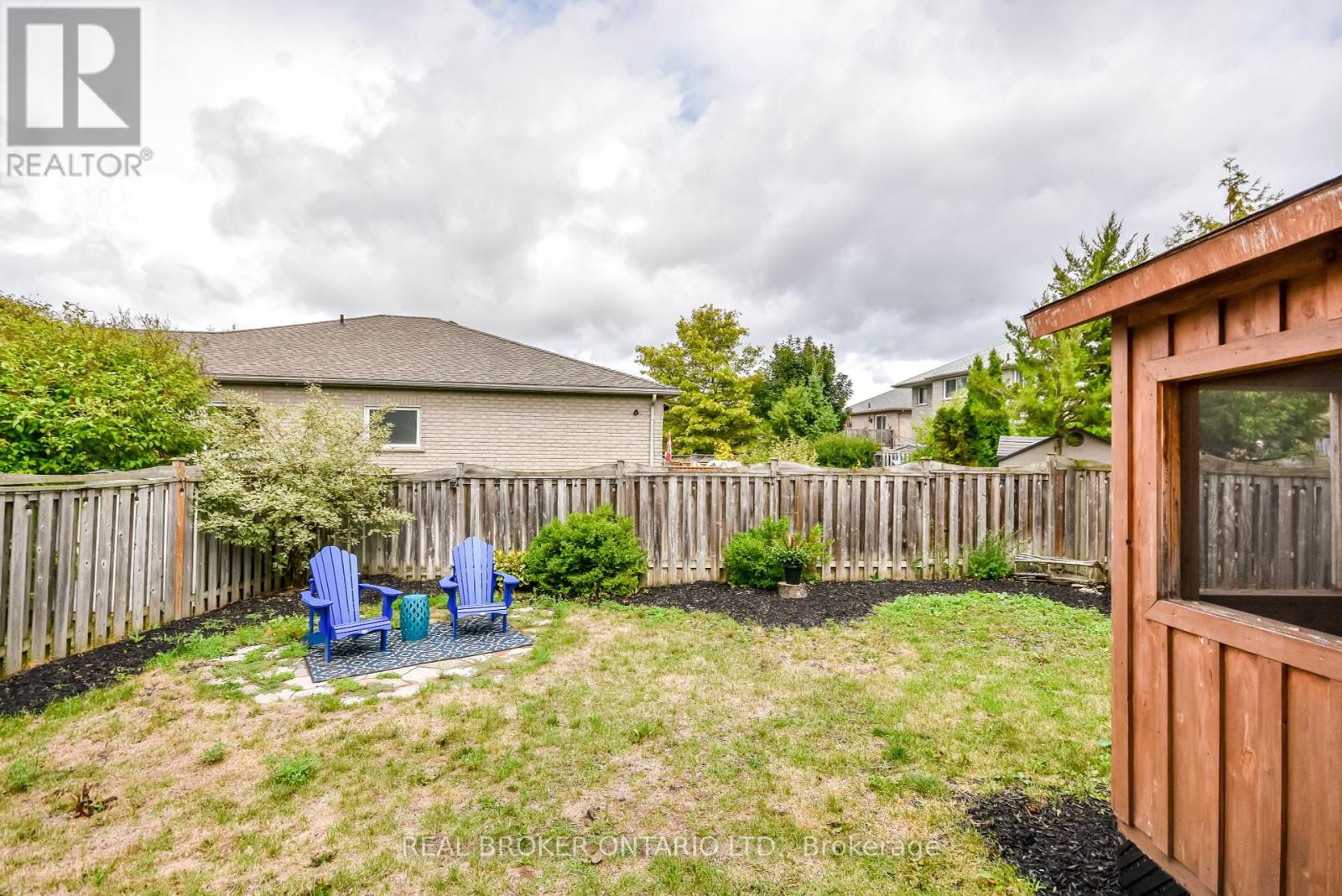 Photo 35 of 210 Pringle Drive, Barrie ON