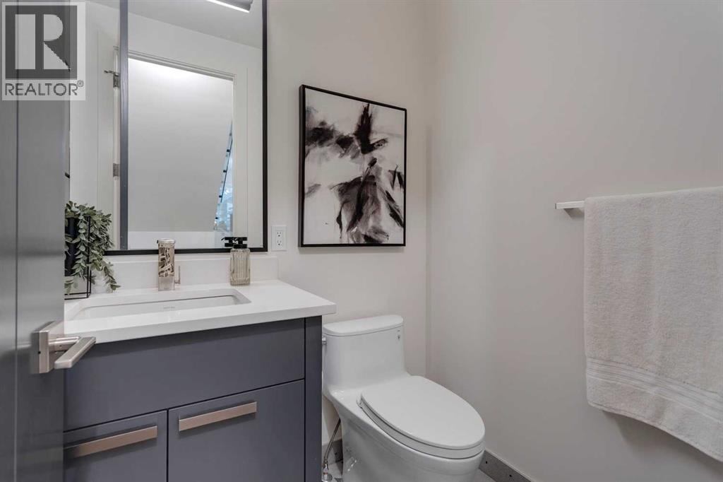 Photo 24 of 2036 30 Avenue Sw, Calgary AB