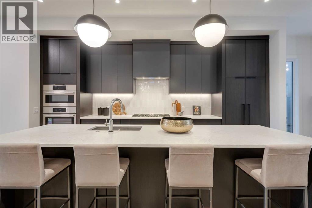 Photo 14 of 2036 30 Avenue Sw, Calgary AB