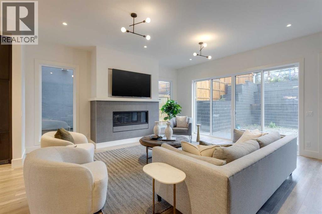 Photo 16 of 2036 30 Avenue Sw, Calgary AB