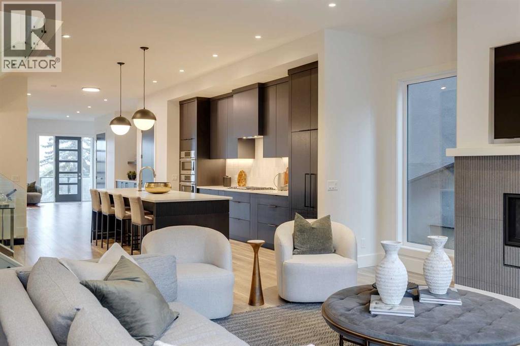 Photo 20 of 2036 30 Avenue Sw, Calgary AB