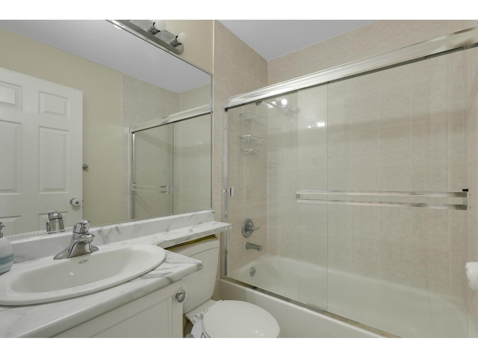 Photo 27 of 2 12730 66 Avenue, Surrey BC