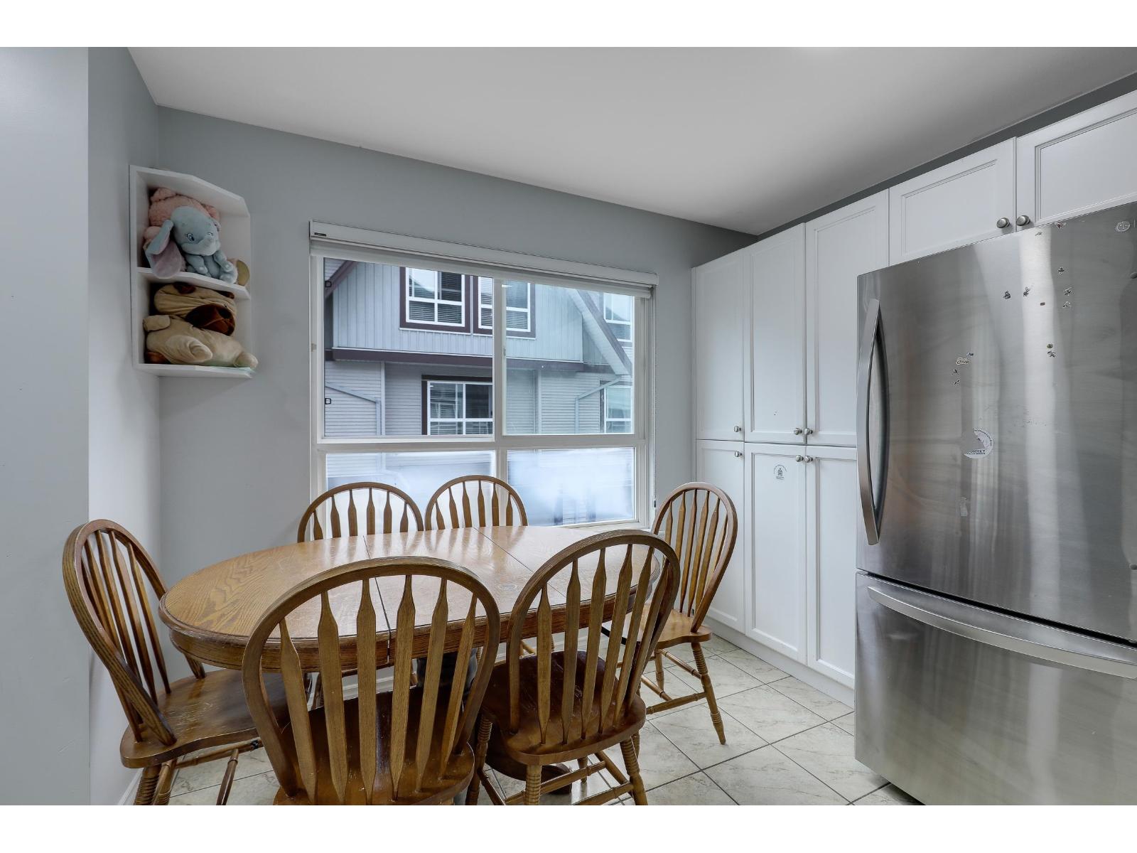 Photo 10 of 2 12730 66 Avenue, Surrey BC